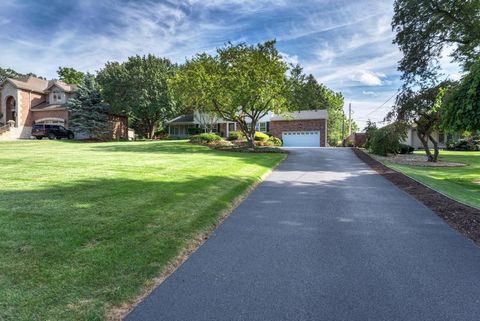 Tiny photo for 22W425 Broker Road, Medinah, IL 60157 (MLS # 12460650)