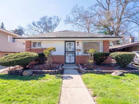 Photo of 14642 Dorchester Avenue, Dolton, IL 60419 (MLS # 12576419)