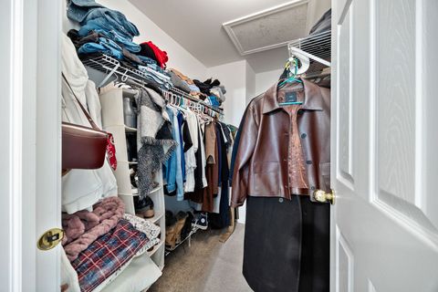 Tiny photo for 315 Thornwood Way #B, South Elgin, IL 60177 (MLS # 12598267)