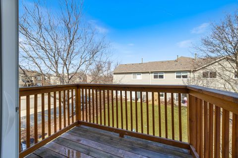 Tiny photo for 315 Thornwood Way #B, South Elgin, IL 60177 (MLS # 12598267)
