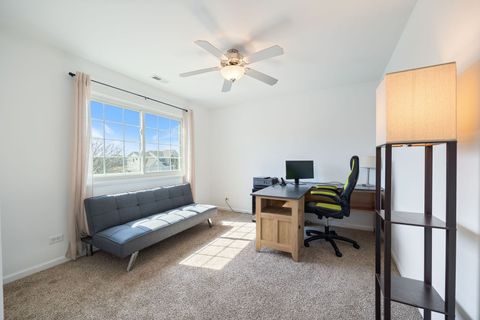 Tiny photo for 315 Thornwood Way #B, South Elgin, IL 60177 (MLS # 12598267)