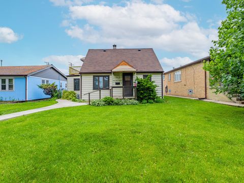 4918 S LUNA Avenue Chicago IL 60638