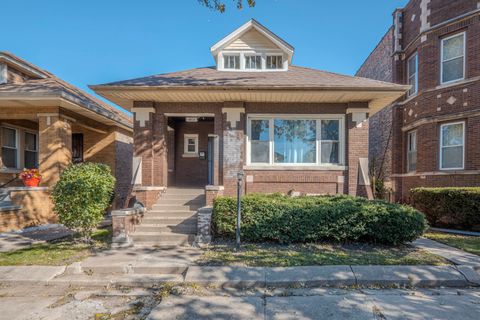 Photo of 8219 S Throop Street, Chicago, IL 60620 (MLS # 12506198) Photo of 8219 S Throop Street, Chicago, IL 60620 (MLS # 12506198)