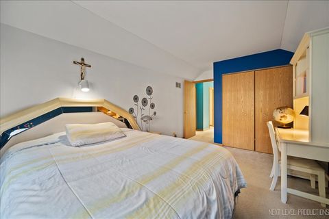 Tiny photo for 1296 Yellowpine Drive, Aurora, IL 60506 (MLS # 12508318)