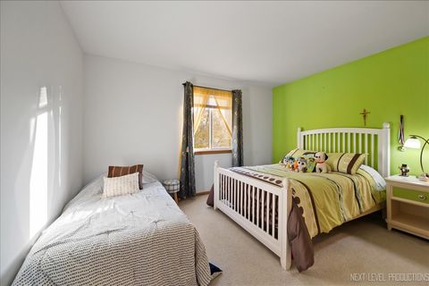 Tiny photo for 1296 Yellowpine Drive, Aurora, IL 60506 (MLS # 12508318)