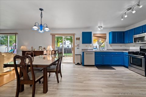 Tiny photo for 1296 Yellowpine Drive, Aurora, IL 60506 (MLS # 12508318)