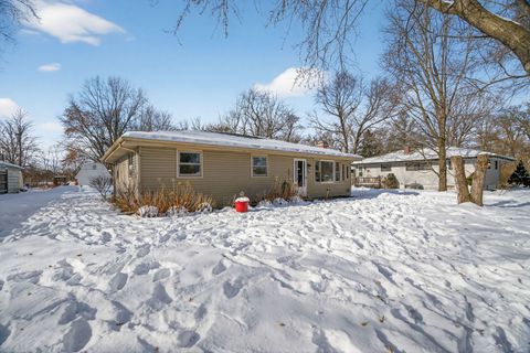 Tiny photo for 2550 Garden Court, Joliet, IL 60435 (MLS # 12517041)