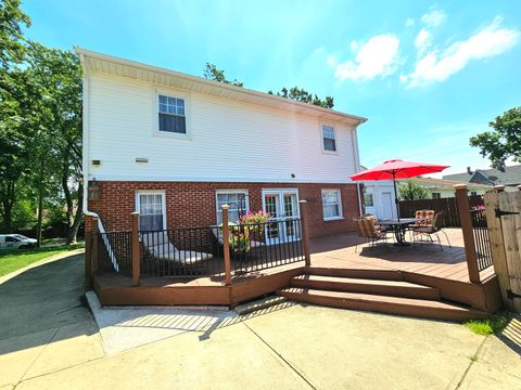 Tiny photo for 186 N Du Bois Avenue, Elgin, IL 60123 (MLS # 12692707)