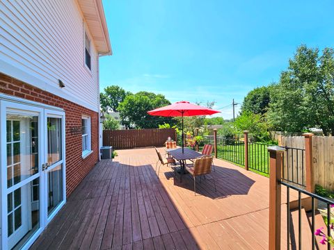 Tiny photo for 186 N Du Bois Avenue, Elgin, IL 60123 (MLS # 12692707)