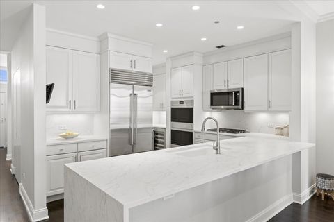 Tiny photo for 333 N Canal Street #3604, Chicago, IL 60606 (MLS # 12625136)