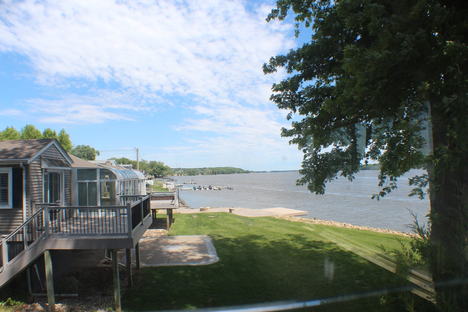 22757 Great River Road