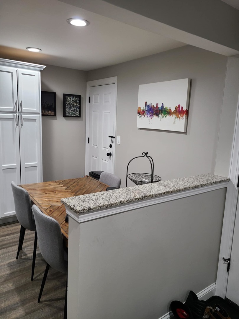 8636 Grand Avenue 2A