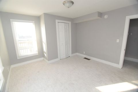 Tiny photo for 818 charlotte Street, Davenport, IA 52803 (MLS # 100000164)