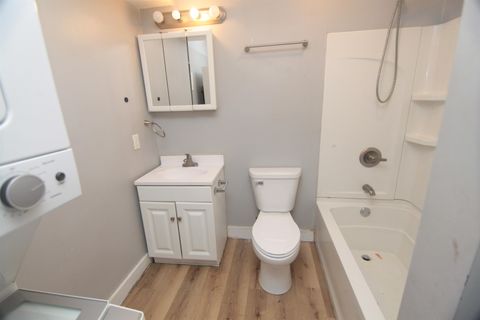 Tiny photo for 818 charlotte Street, Davenport, IA 52803 (MLS # 100000164)