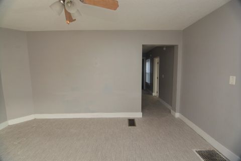 Tiny photo for 818 charlotte Street, Davenport, IA 52803 (MLS # 100000164)