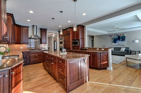 Tiny photo for 15W749 79th Street, Burr Ridge, IL 60527 (MLS # 12493089)