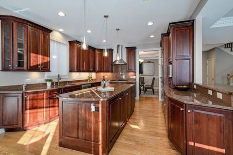 Tiny photo for 15W749 79th Street, Burr Ridge, IL 60527 (MLS # 12493089)