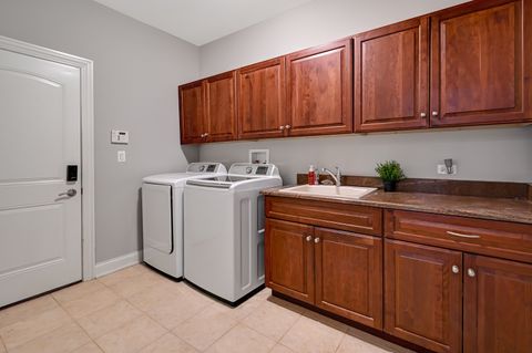 Tiny photo for 15W749 79th Street, Burr Ridge, IL 60527 (MLS # 12493089)