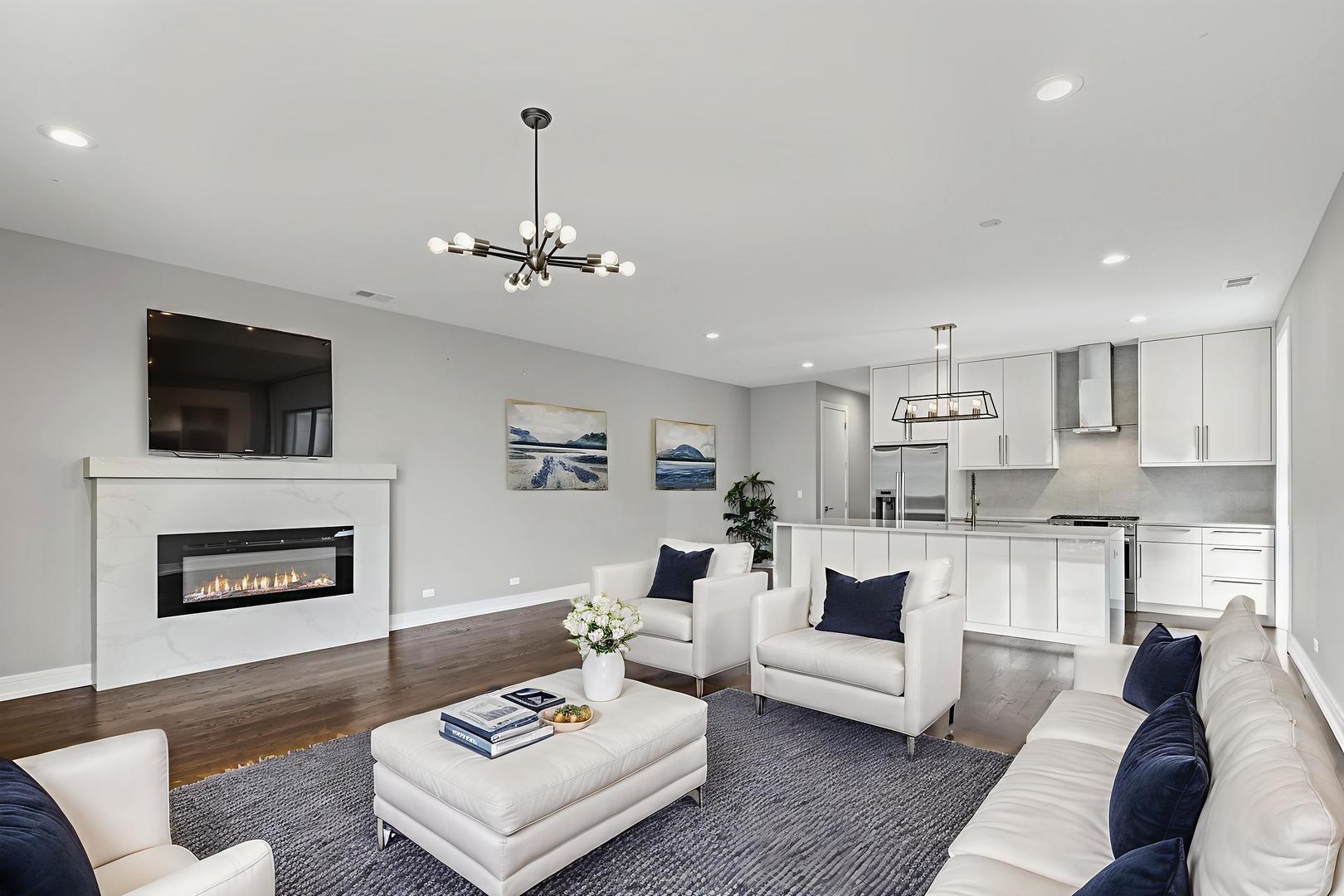 2239 W Belmont Avenue 2