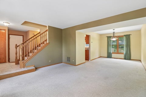 Tiny photo for 322 Chesapeake Lane, Bloomingdale, IL 60108 (MLS # 12727445)