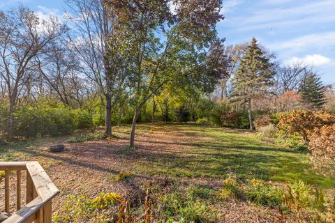 Tiny photo for Warrenville, IL 60555 (MLS # 12518024)