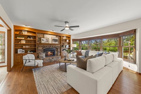 Tiny photo for Warrenville, IL 60555 (MLS # 12518024)