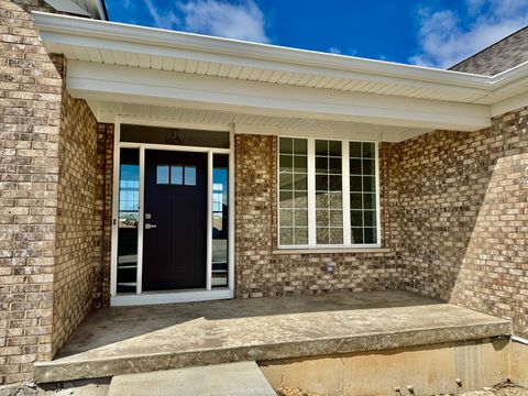 Tiny photo for 1927 PARKSIDE Drive, Sycamore, IL 60178 (MLS # 12551633)