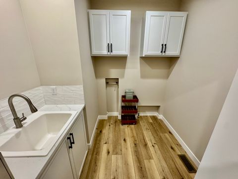 Tiny photo for 1927 PARKSIDE Drive, Sycamore, IL 60178 (MLS # 12551633)