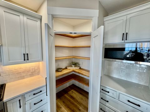 Tiny photo for 1927 PARKSIDE Drive, Sycamore, IL 60178 (MLS # 12551633)