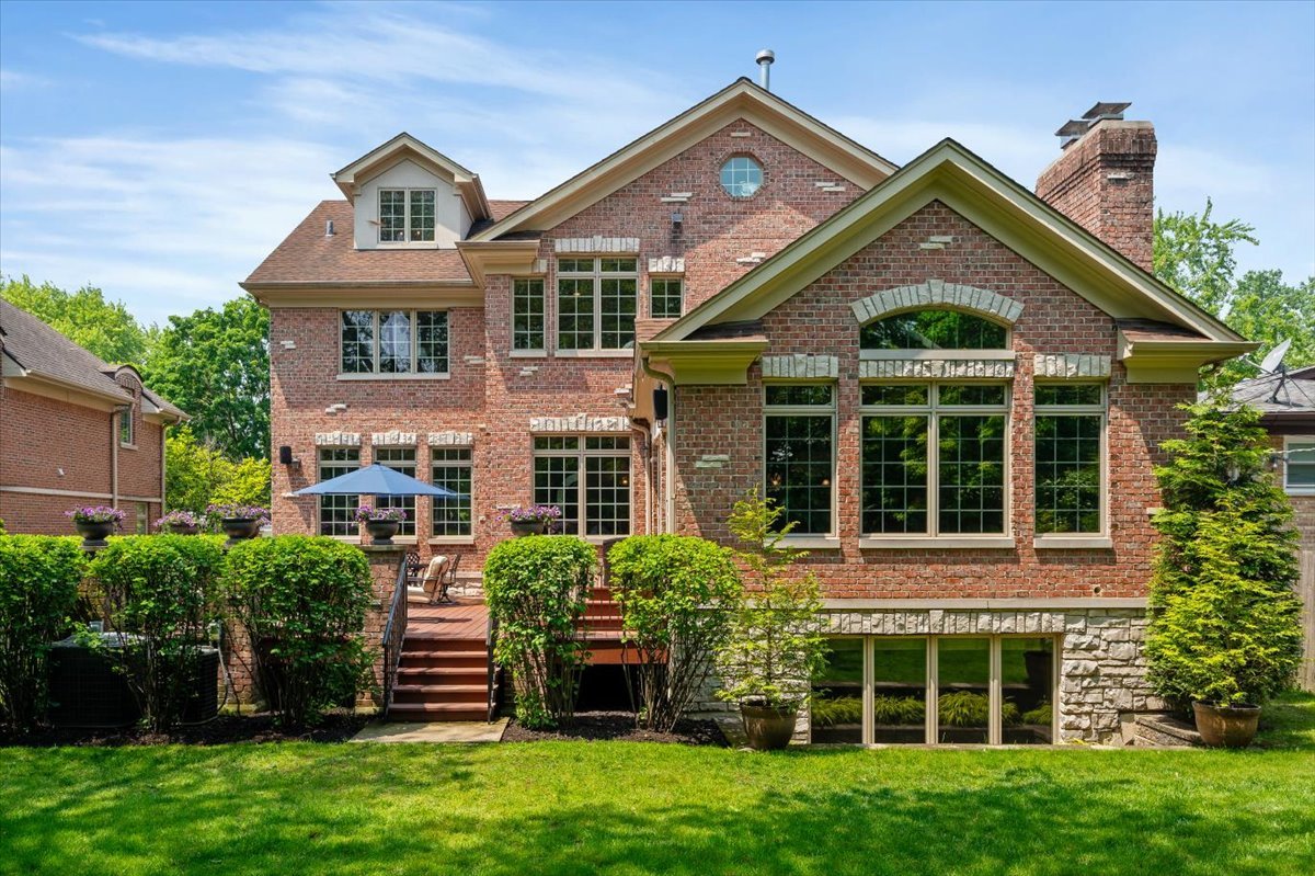 320 Vista Drive