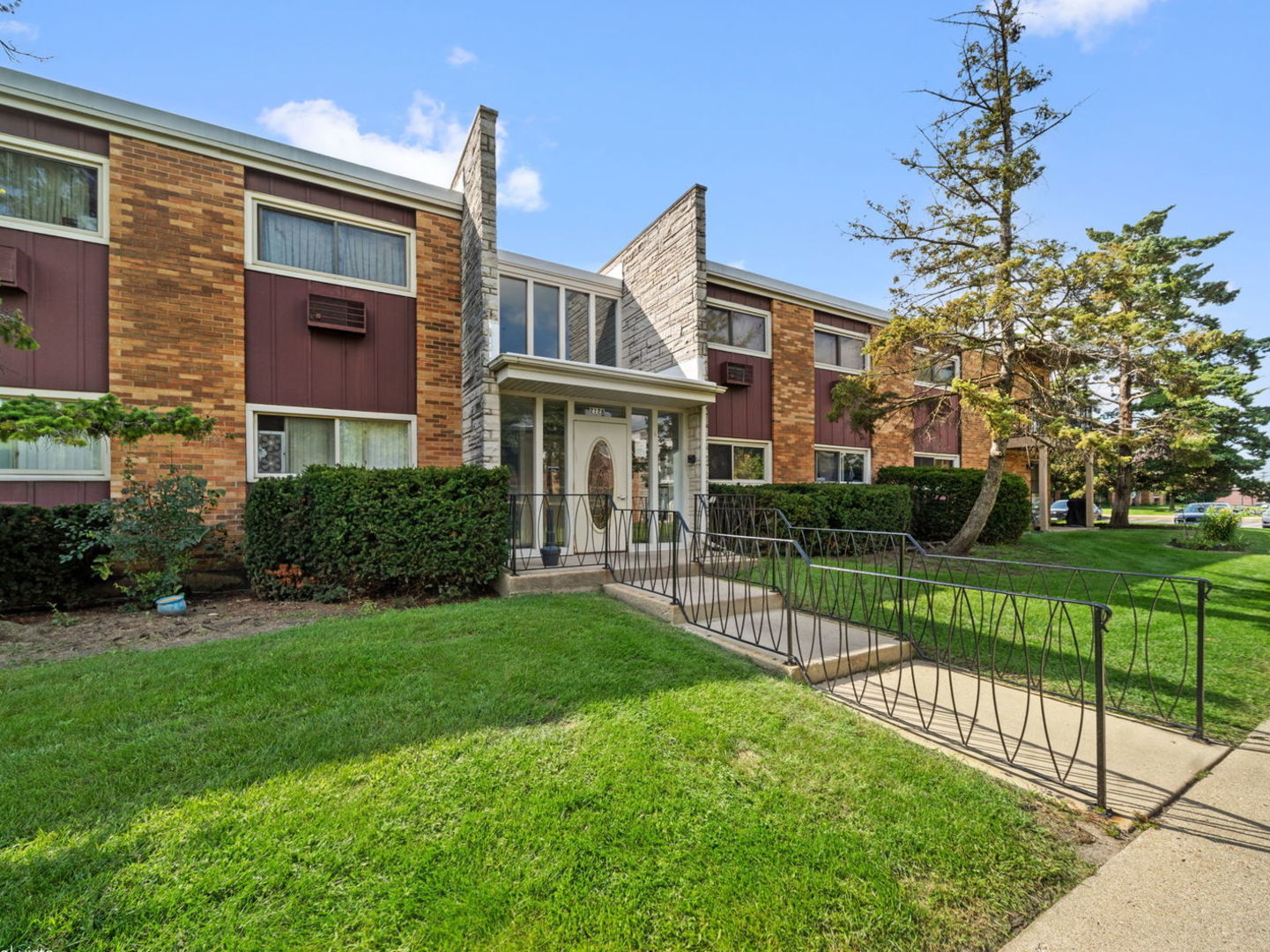 212 Collen Drive 121