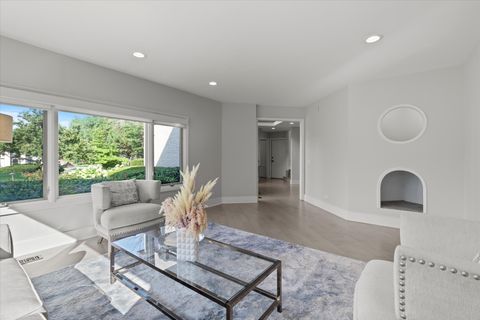 Tiny photo for 1912 Midwest Club Parkway, Oak Brook, IL 60523 (MLS # 12518373)