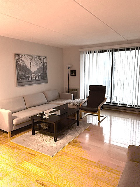 9078 W Heathwood Drive 5N