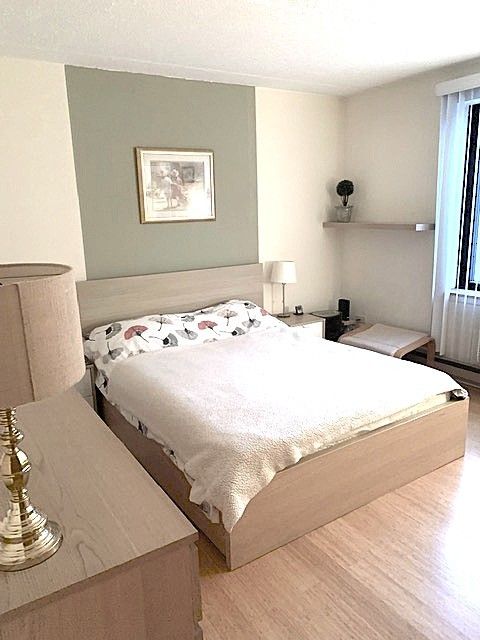 Tiny photo for 9078 W Heathwood Drive #5N, Niles, IL 60714 (MLS # 12522281)