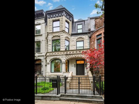 1438 N Dearborn Street Chicago IL 60610