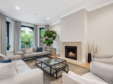 Tiny photo for 1438 N Dearborn Street, Chicago, IL 60610 (MLS # 12379566)