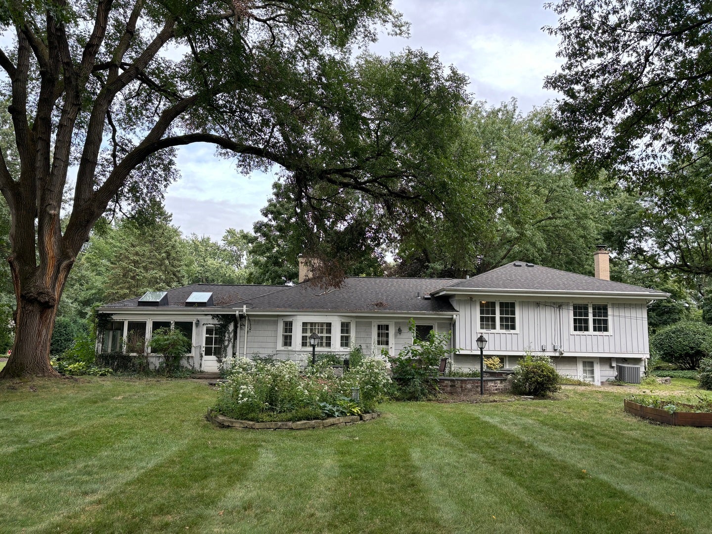 1116 Woodview Road