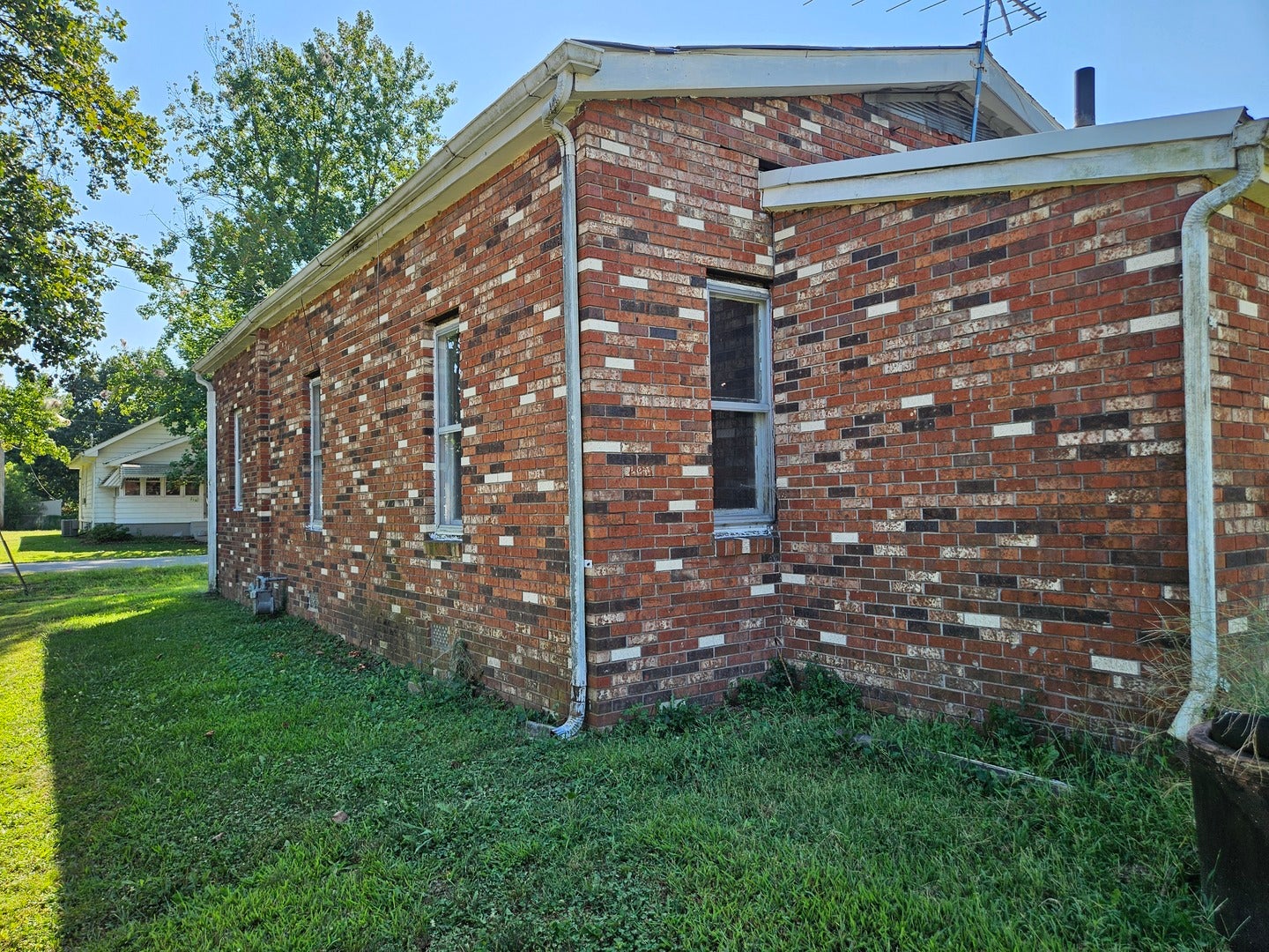 211 N Seba Street