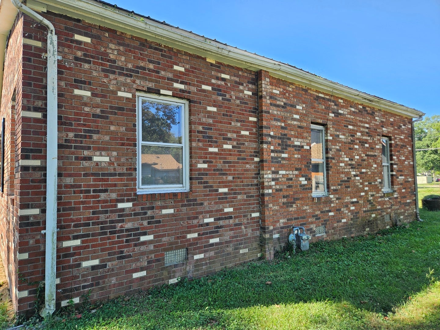 211 N Seba Street