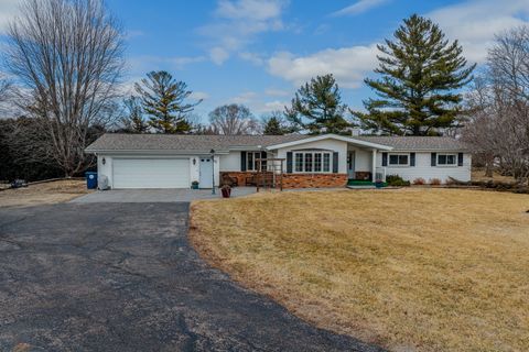 Tiny photo for 30 S Fairground Avenue, Princeton, IL 61356 (MLS # 12577620)