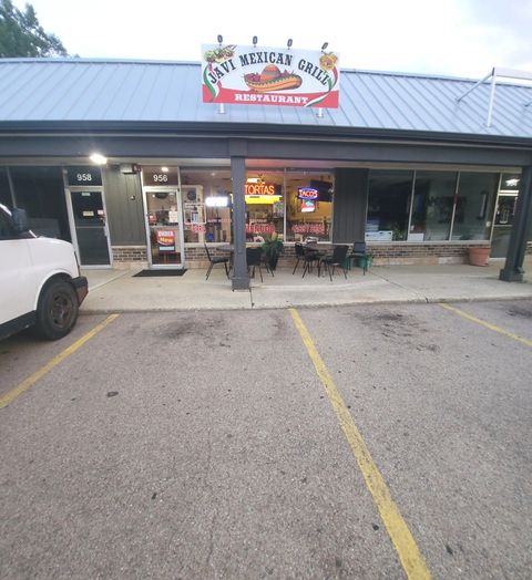 956 Roosevelt Road West Chicago IL 60185