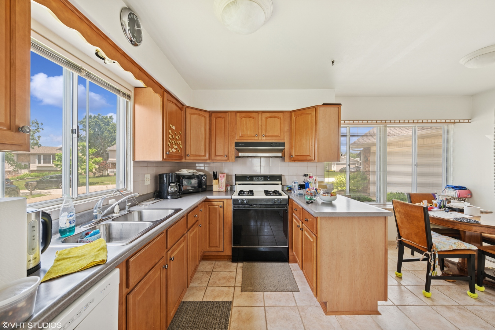 795 Hunter Drive