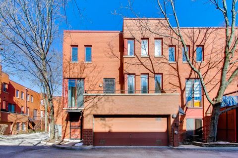 1310 S Federal Street B Chicago IL 60605