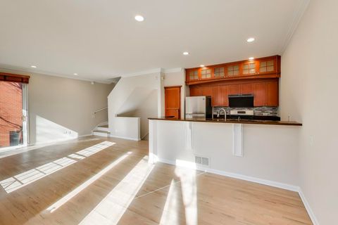Tiny photo for 1310 S Federal Street #B, Chicago, IL 60605 (MLS # 12571435)