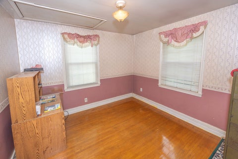 Tiny photo for 1613 Glenwood Avenue, Joliet, IL 60435 (MLS # 12761467)