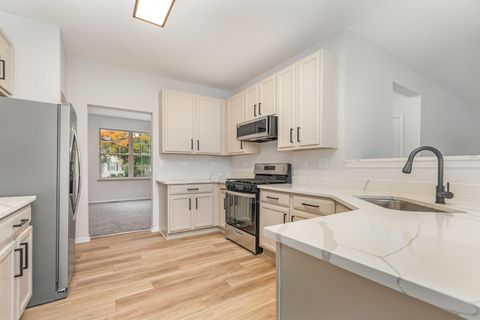 Tiny photo for 2746 Hillsboro Boulevard, Aurora, IL 60503 (MLS # 12502332)