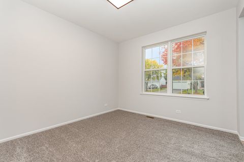 Tiny photo for 2746 Hillsboro Boulevard, Aurora, IL 60503 (MLS # 12502332)