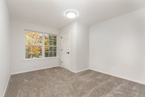 Tiny photo for 2746 Hillsboro Boulevard, Aurora, IL 60503 (MLS # 12502332)