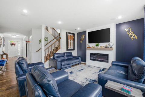 Tiny photo for 3307 Wanskuck Street, Elgin, IL 60124 (MLS # 12643091)