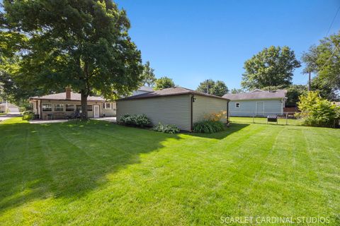 Tiny photo for 348 S Chase Avenue, Lombard, IL 60148 (MLS # 12687416)